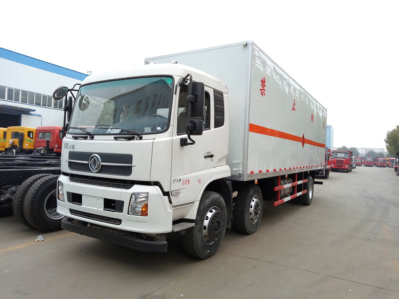 天錦8.6米(14.8噸)氣體廂式車